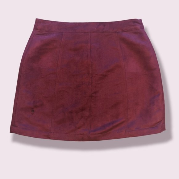 Wine colored suede like mini skirt - Picture 2 of 2